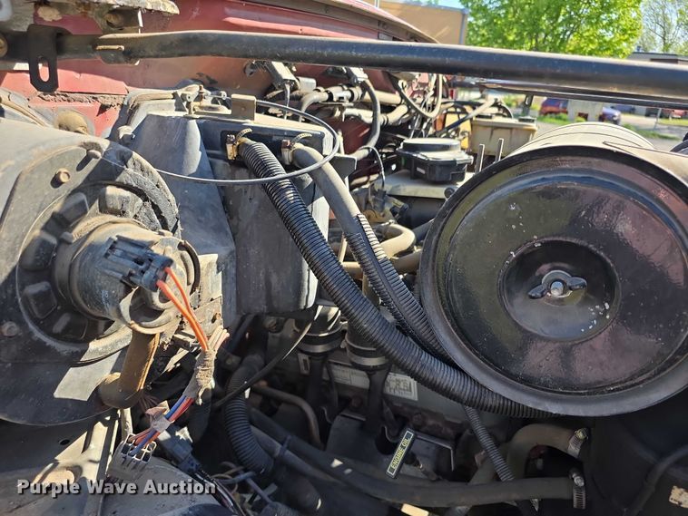 image for item FI0956 1992 Ford F600 dump truck