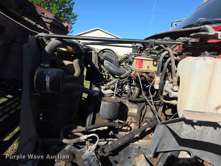 image for item FI0956 1992 Ford F600 dump truck