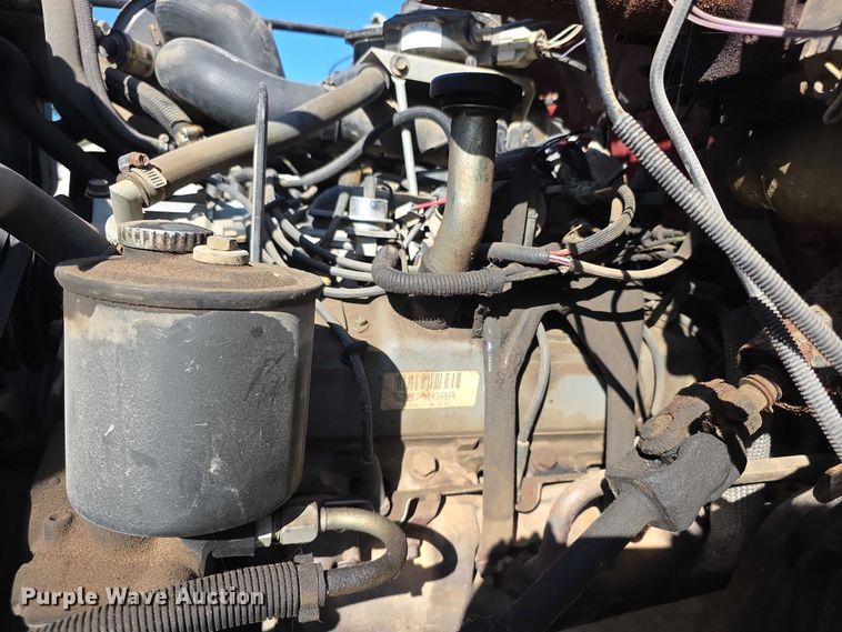 image for item FI0956 1992 Ford F600 dump truck