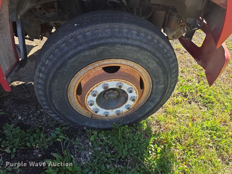 image for item FI0956 1992 Ford F600 dump truck