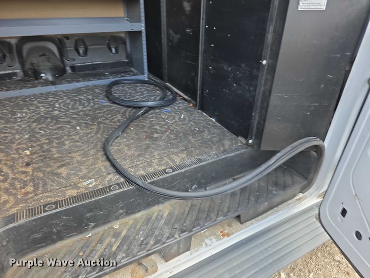 image for item FI0971 2013 Ford E350 Super Duty delivery van