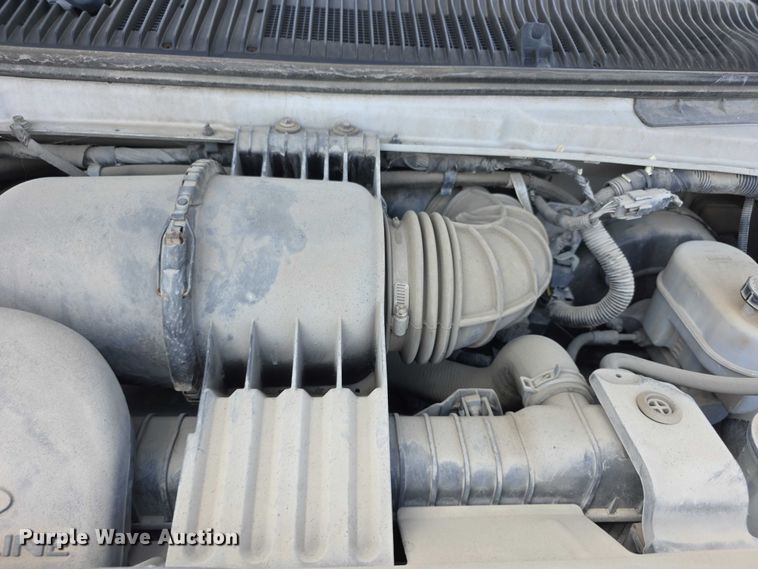 image for item FI0971 2013 Ford E350 Super Duty delivery van