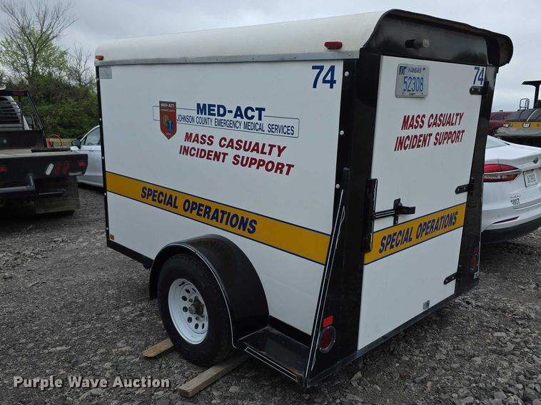 image for item FI0972 1999 Blair enclosed cargo trailer