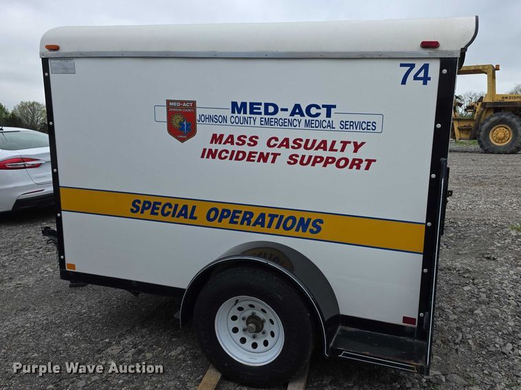 image for item FI0972 1999 Blair enclosed cargo trailer