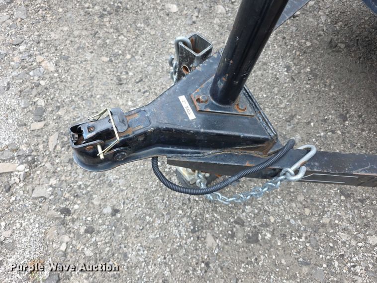 image for item FI0972 1999 Blair enclosed cargo trailer