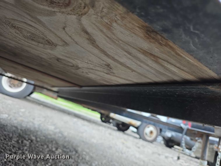 image for item FI0972 1999 Blair enclosed cargo trailer