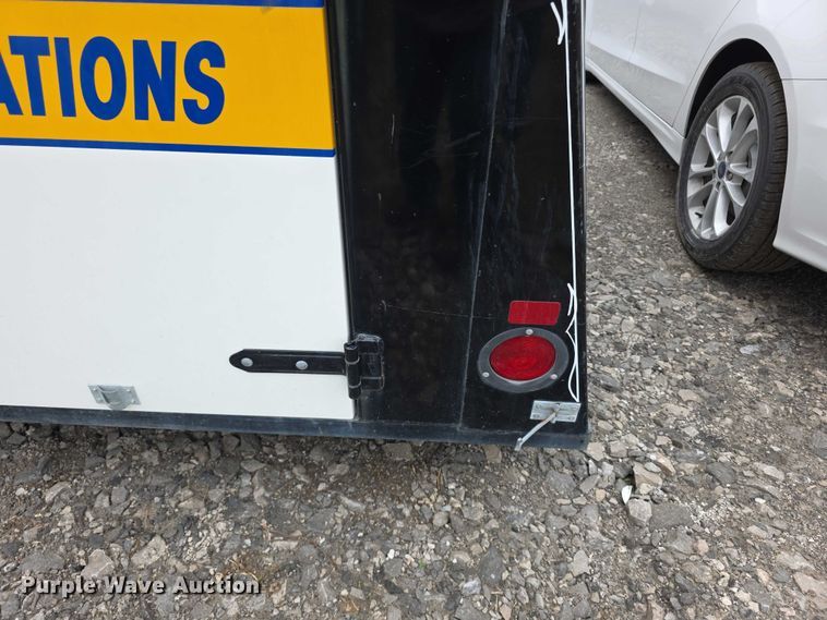 image for item FI0972 1999 Blair enclosed cargo trailer