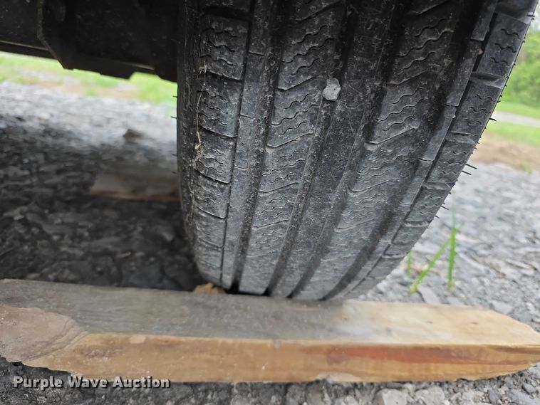 image for item FI0972 1999 Blair enclosed cargo trailer