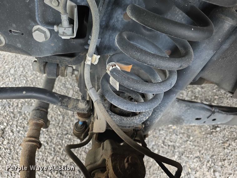 image for item FI0973 2015 Ford F550 Super Duty Crew Cab flatbed truck