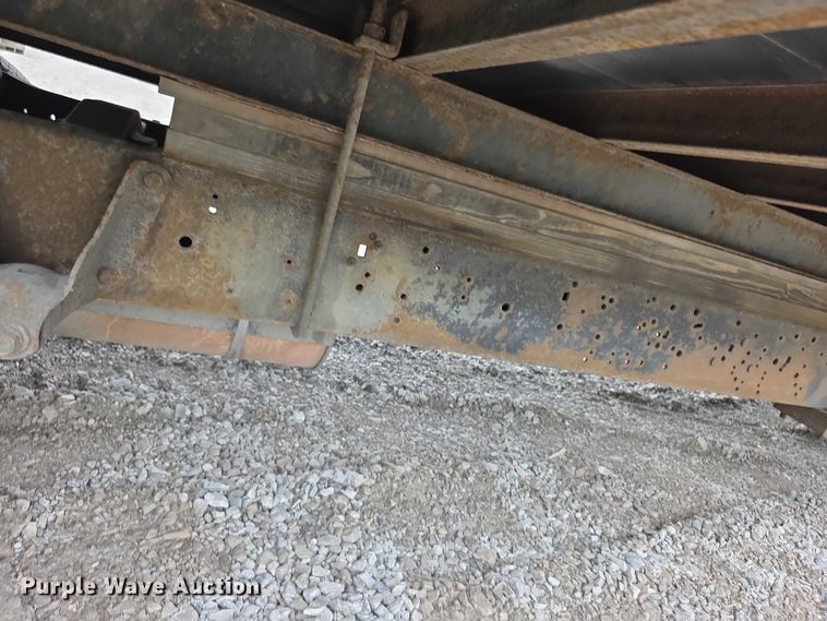 image for item FI0975 2011 Ford E450 Super Duty delivery van