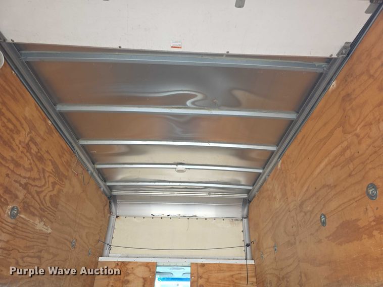 image for item FI0975 2011 Ford E450 Super Duty delivery van