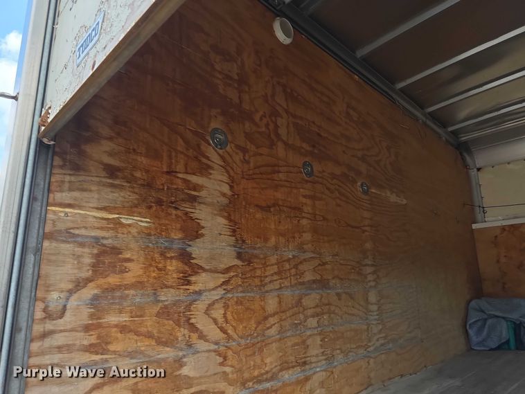 image for item FI0975 2011 Ford E450 Super Duty delivery van