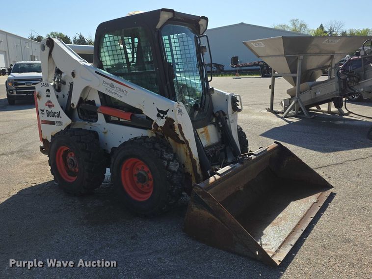 image for item FI0976 2016 Bobcat S650 skid steer loader