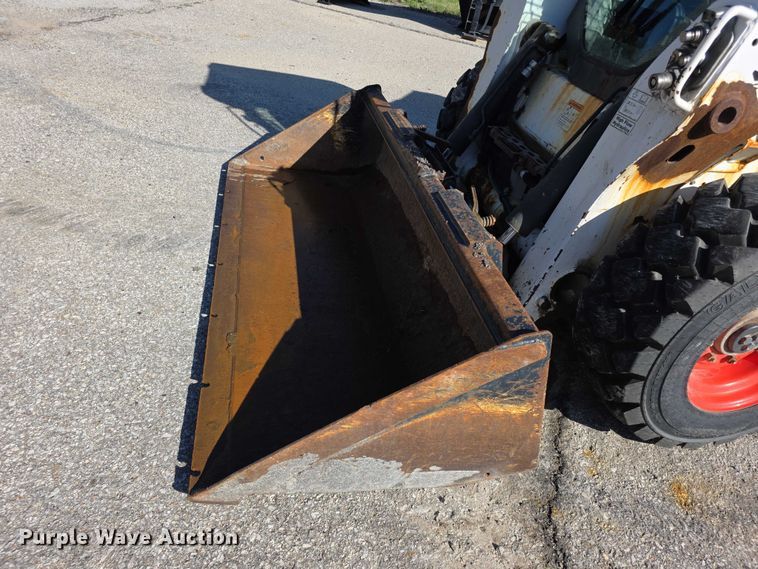 image for item FI0976 2016 Bobcat S650 skid steer loader