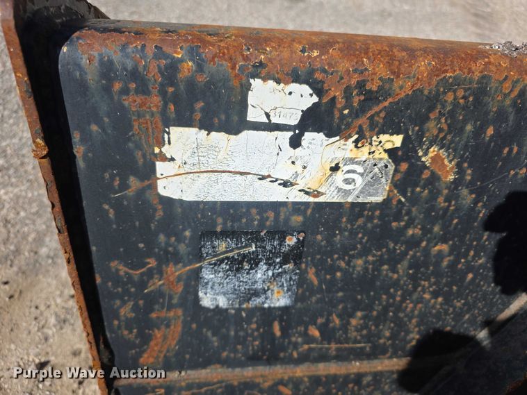 image for item FI0976 2016 Bobcat S650 skid steer loader