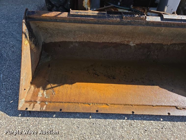 image for item FI0976 2016 Bobcat S650 skid steer loader