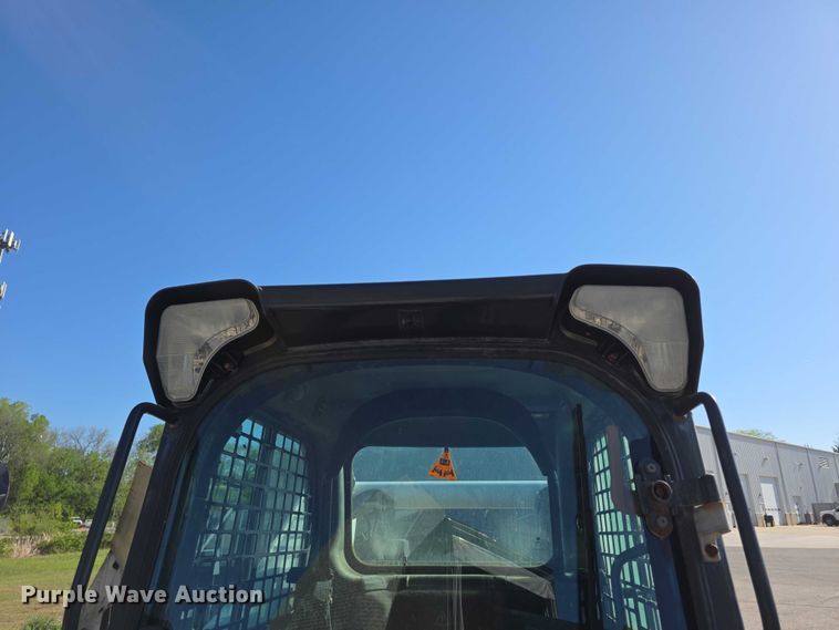 image for item FI0976 2016 Bobcat S650 skid steer loader