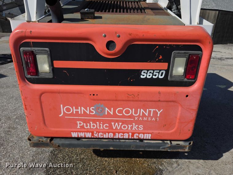 image for item FI0976 2016 Bobcat S650 skid steer loader