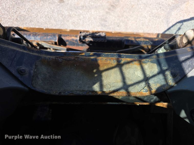 image for item FI0976 2016 Bobcat S650 skid steer loader