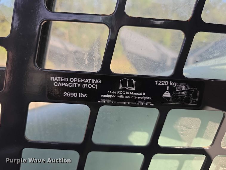 image for item FI0976 2016 Bobcat S650 skid steer loader