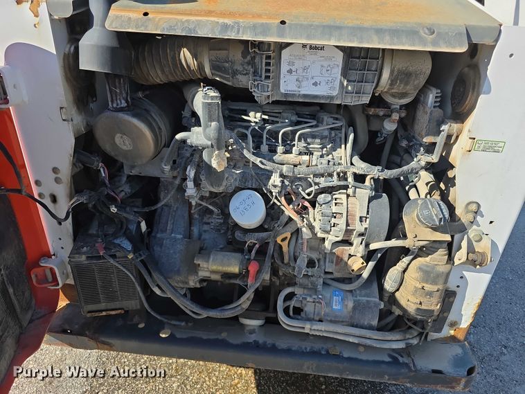 image for item FI0976 2016 Bobcat S650 skid steer loader