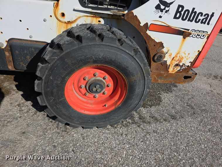 image for item FI0976 2016 Bobcat S650 skid steer loader