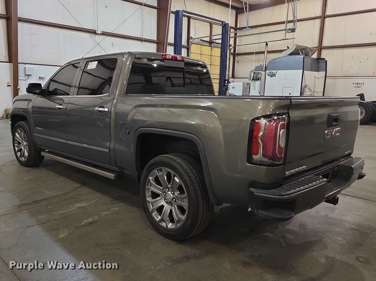 image for item FI0977 2018 GMC   Sierra 1500 Denali Crew Cab pickup truck
