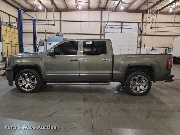 image for item FI0977 2018 GMC   Sierra 1500 Denali Crew Cab pickup truck