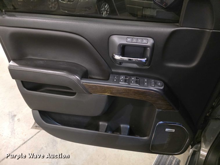 image for item FI0977 2018 GMC   Sierra 1500 Denali Crew Cab pickup truck