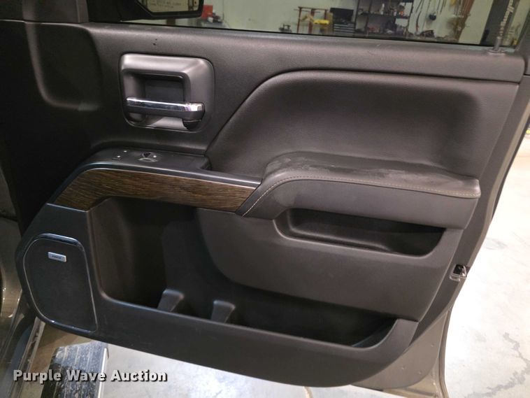 image for item FI0977 2018 GMC   Sierra 1500 Denali Crew Cab pickup truck