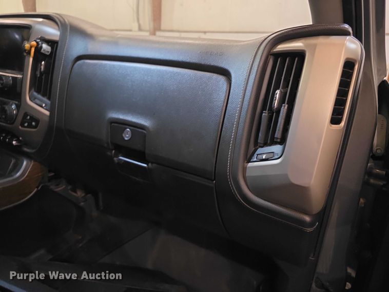 image for item FI0977 2018 GMC   Sierra 1500 Denali Crew Cab pickup truck