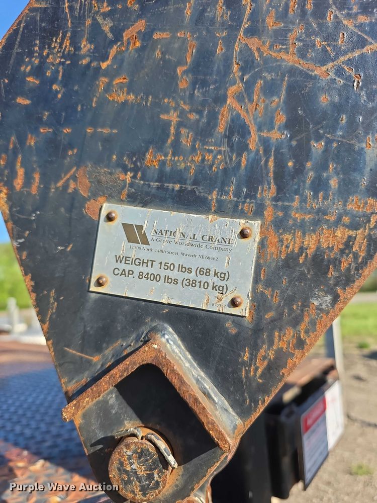 image for item FI0979 2001 International 2554 crane truck