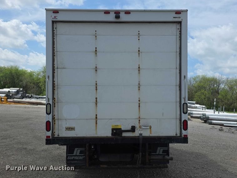 image for item FI0980 2016 Ford E350 Super Duty delivery van