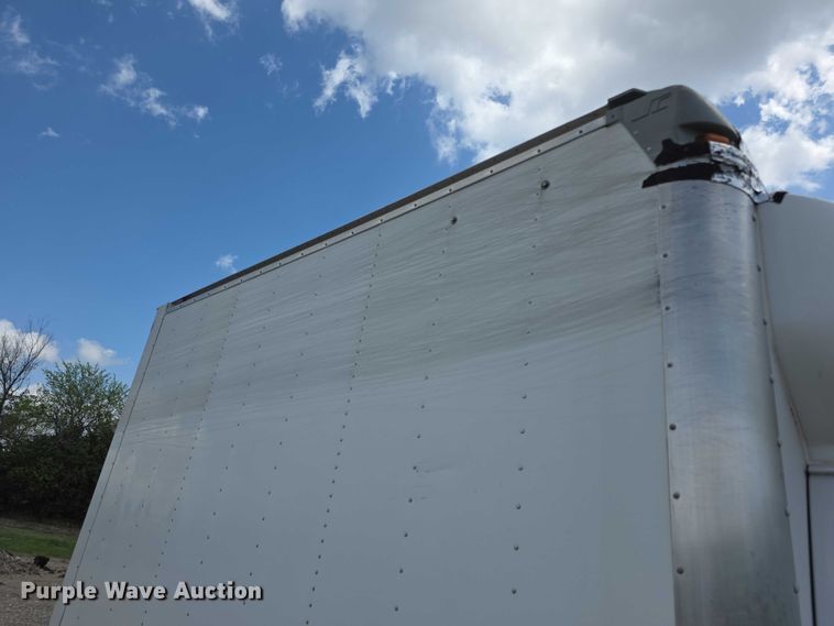 image for item FI0980 2016 Ford E350 Super Duty delivery van