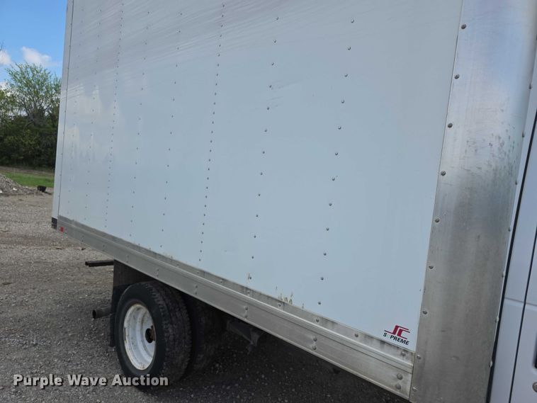 image for item FI0980 2016 Ford E350 Super Duty delivery van