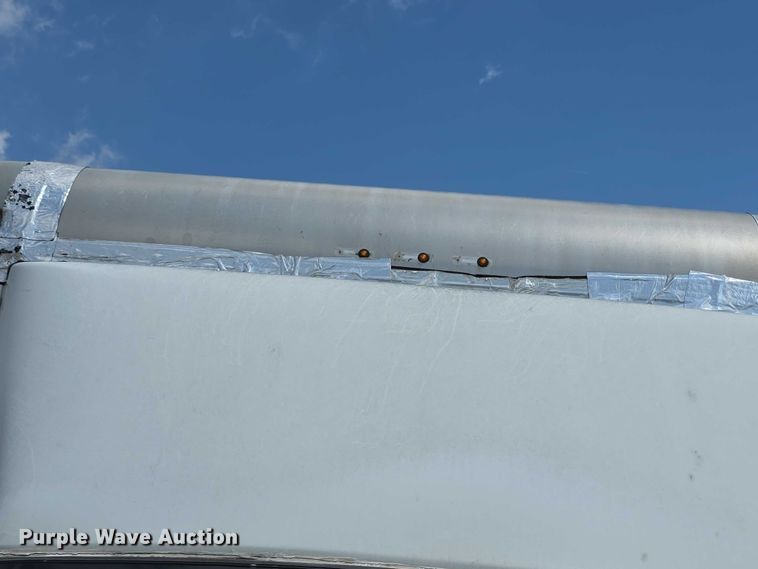 image for item FI0980 2016 Ford E350 Super Duty delivery van