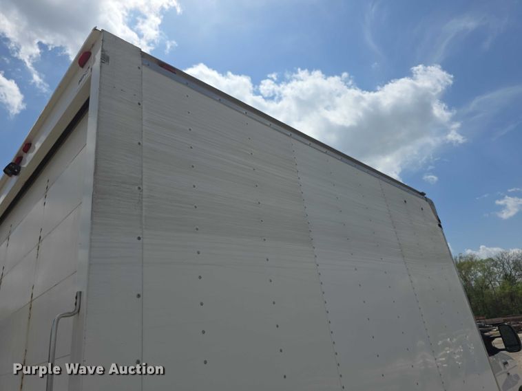 image for item FI0980 2016 Ford E350 Super Duty delivery van