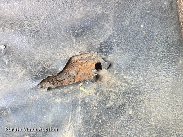 image for item FI0980 2016 Ford E350 Super Duty delivery van