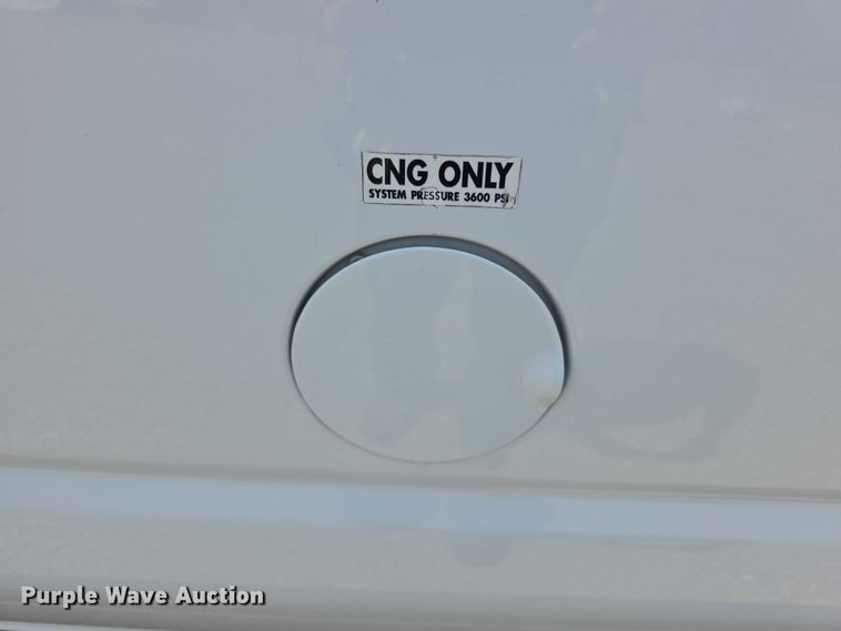 image for item FI0984 2013 Ford E350 Wagon Super Duty XL van