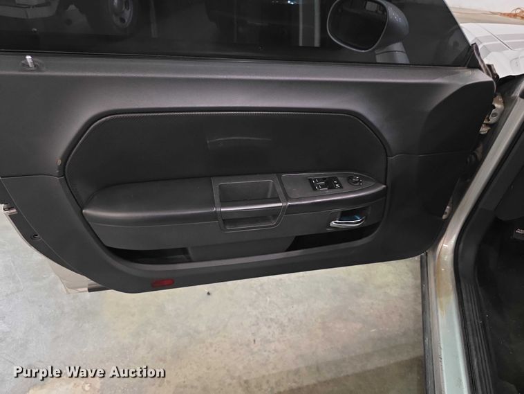 image for item FI0985 2010 Dodge  Challenger RT 