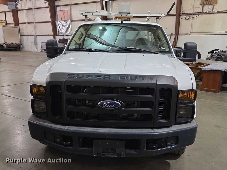 image for item FI0987 2008 Ford    F350 Super Duty utility bed pickup truck