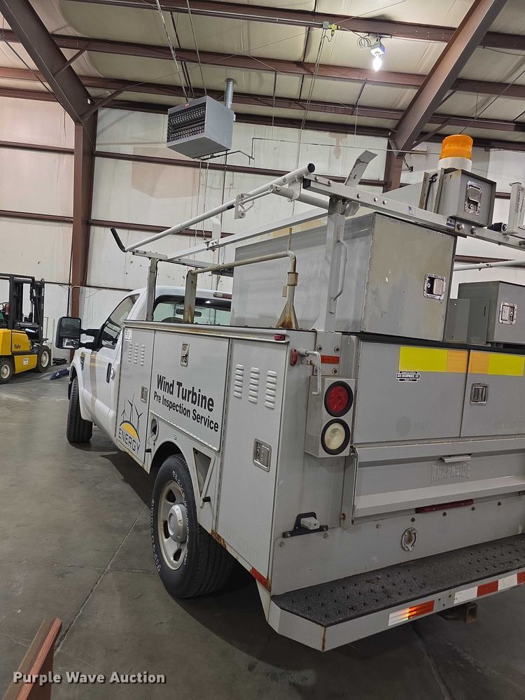 image for item FI0987 2008 Ford    F350 Super Duty utility bed pickup truck