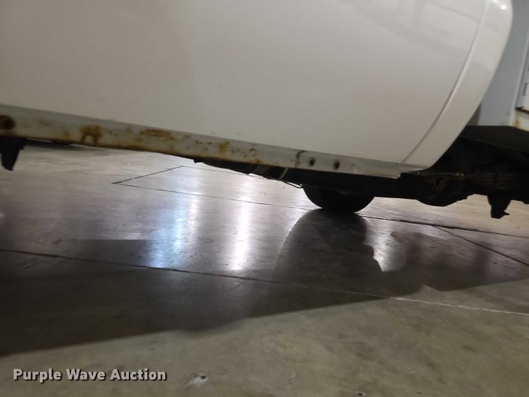 image for item FI0987 2008 Ford    F350 Super Duty utility bed pickup truck