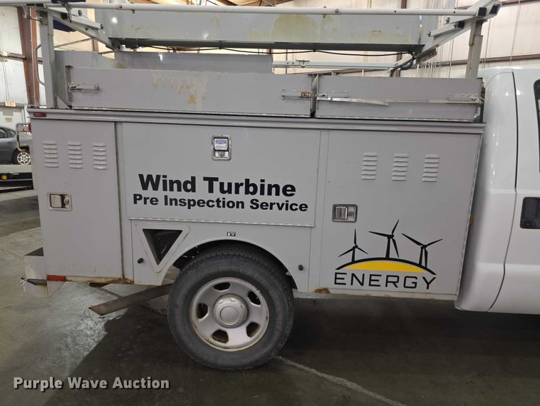 image for item FI0987 2008 Ford    F350 Super Duty utility bed pickup truck