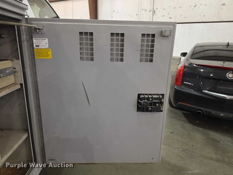 image for item FI0987 2008 Ford    F350 Super Duty utility bed pickup truck