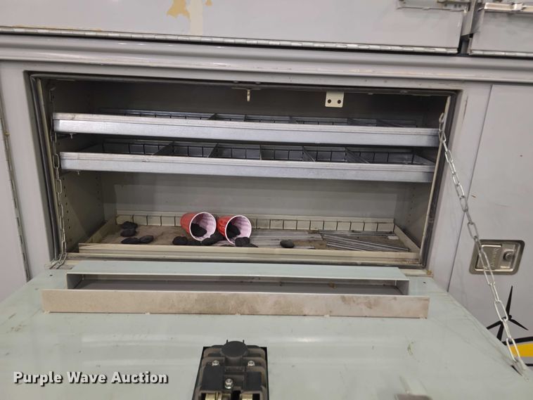 image for item FI0987 2008 Ford    F350 Super Duty utility bed pickup truck