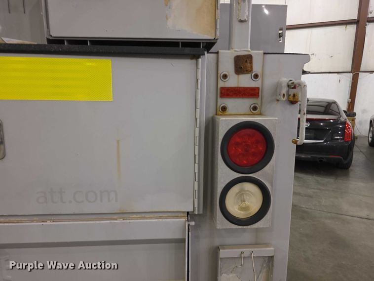 image for item FI0987 2008 Ford    F350 Super Duty utility bed pickup truck