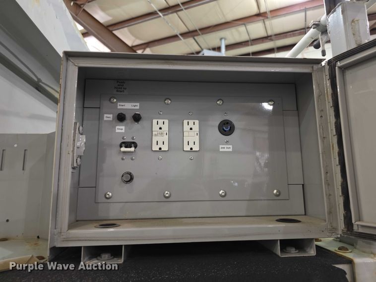 image for item FI0987 2008 Ford    F350 Super Duty utility bed pickup truck