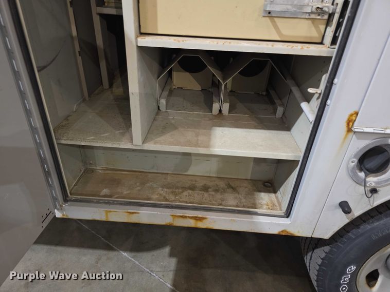 image for item FI0987 2008 Ford    F350 Super Duty utility bed pickup truck