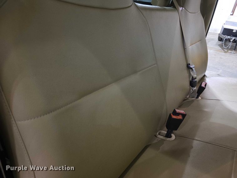 image for item FI0987 2008 Ford    F350 Super Duty utility bed pickup truck